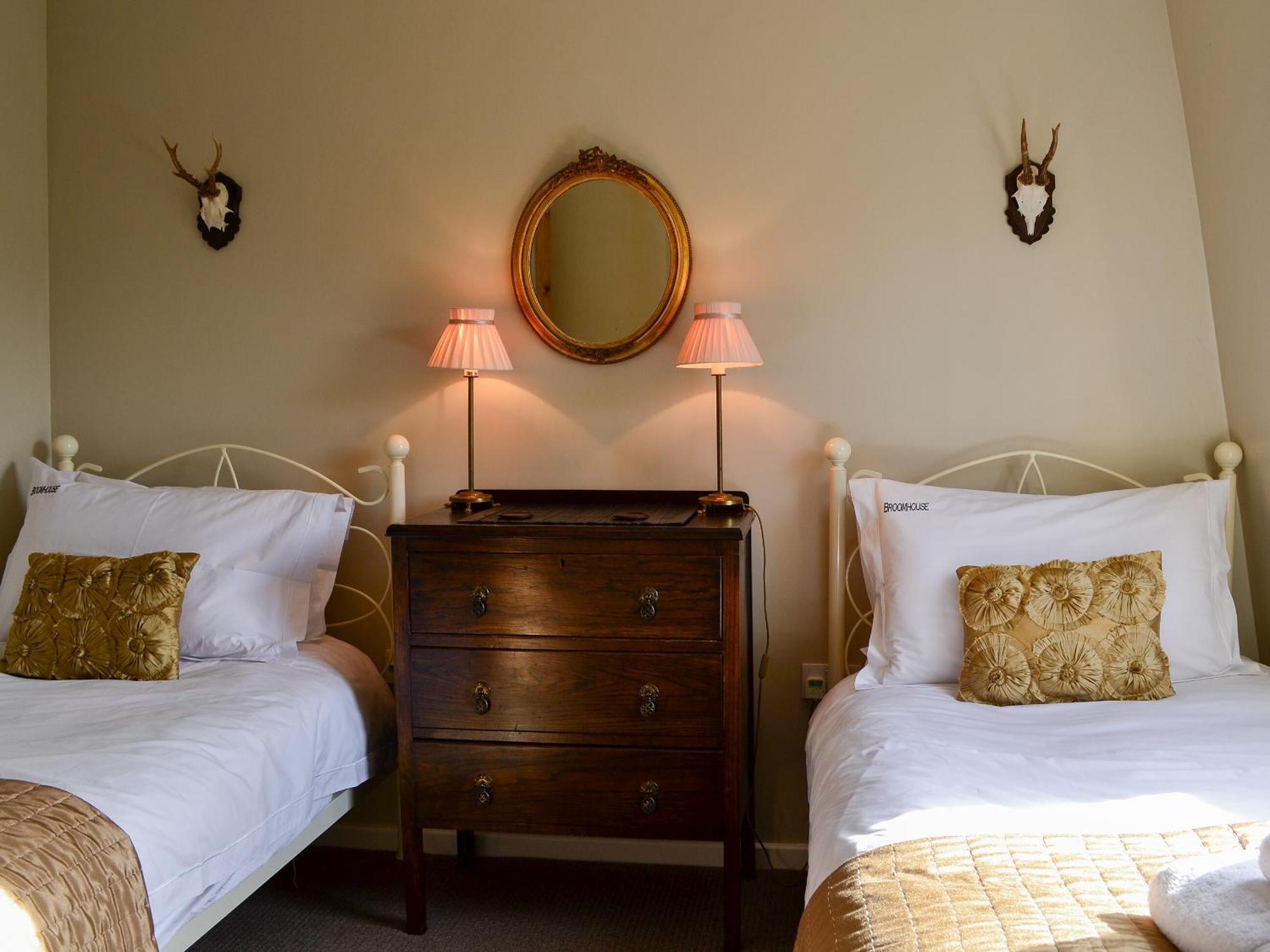 Broomhouse Lodge Edrom Buitenkant foto